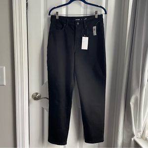NWT Curvy OG Straight Old Navy Jeans in Blackjack